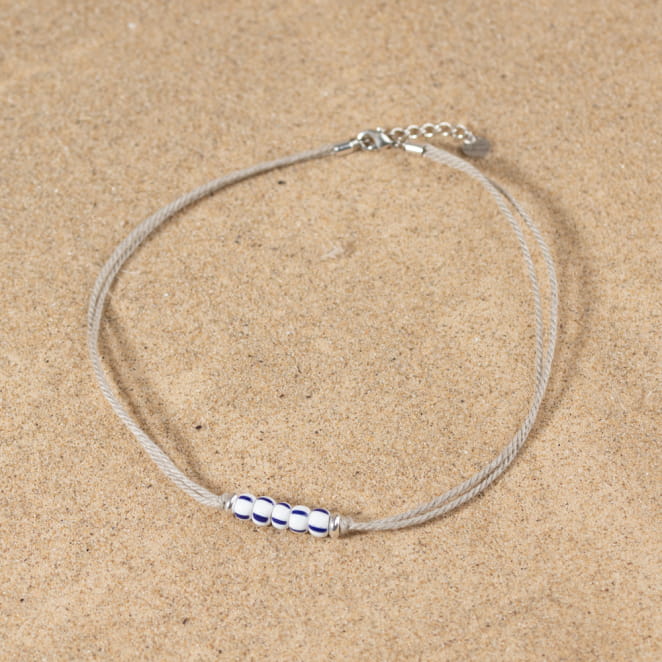 Découvrez Fogo, un bijou inspiré de l’océan fabriqué artisanalement sur l’île d’Oléron.