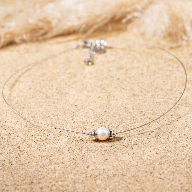 Découvrez Riche, un bijou inspiré de l’océan fabriqué artisanalement sur l’île d’Oléron.