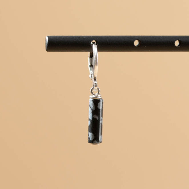 Retour de plage, une entreprise locale engagée dans le développement durable qui créée et fabrique des bijoux fantaisies made in France sur l’Île d’Oléron.