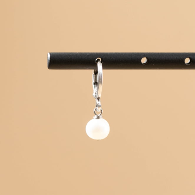 Retour de plage, une entreprise locale engagée dans le développement durable qui créée et fabrique des bijoux fantaisies made in France sur l’Île d’Oléron.