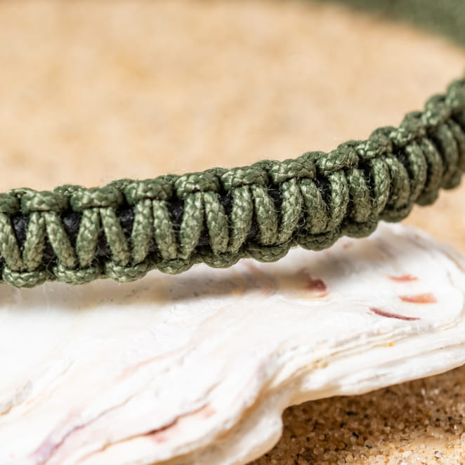 Découvrez Dimitri, un bijou inspiré de l’océan fabriqué artisanalement sur l’île d’Oléron.