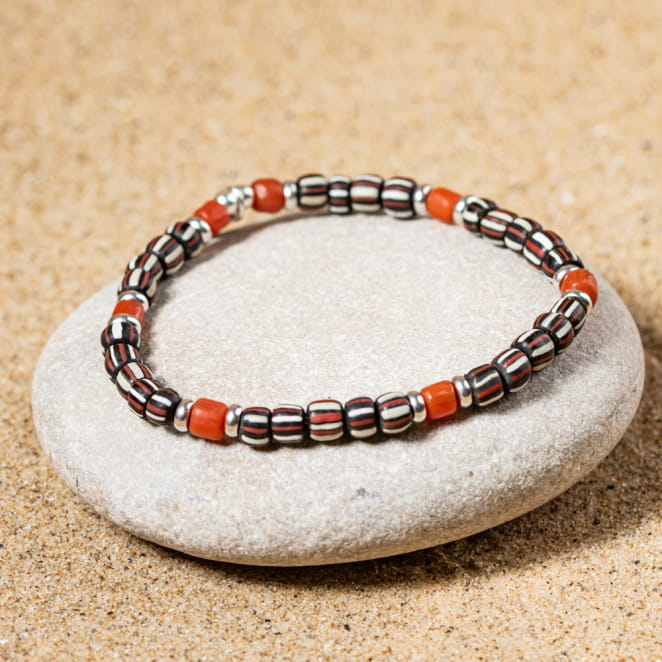 Découvrez Husky, un bijou inspiré de l’océan fabriqué artisanalement sur l’île d’Oléron.