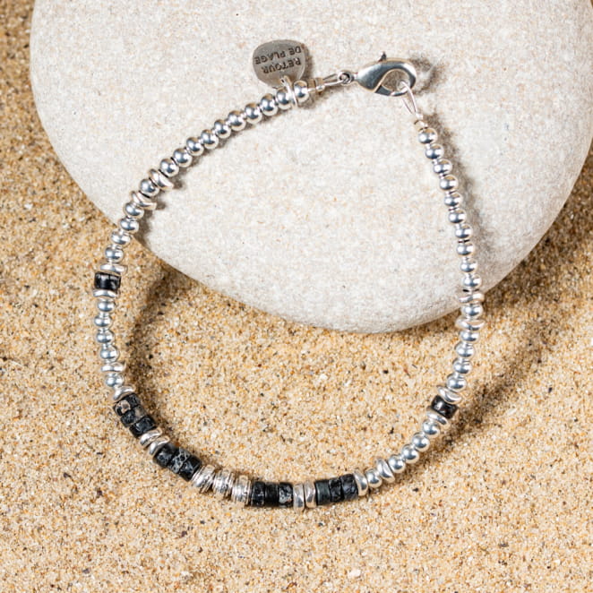 Découvrez Maestro, un bijou inspiré de l’océan fabriqué artisanalement sur l’île d’Oléron.