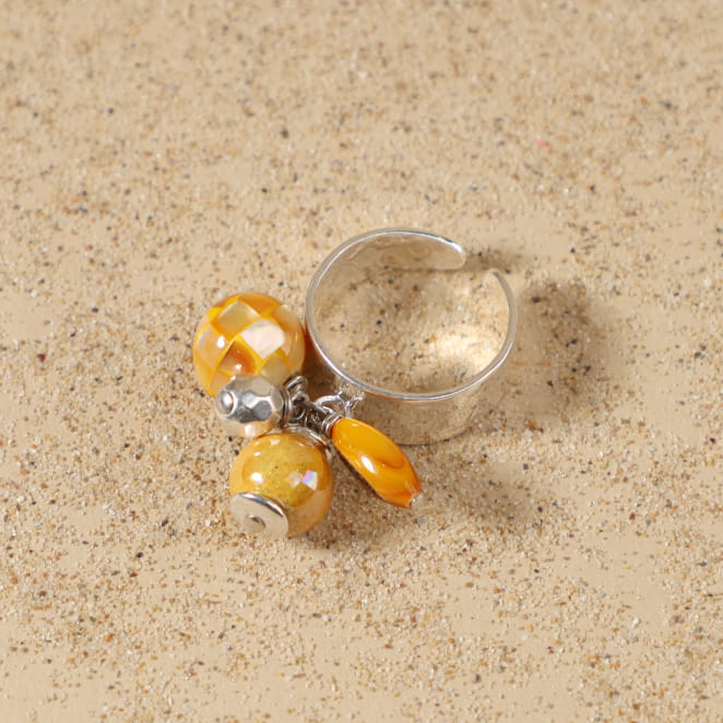 Bague Gaïa en métal argenté avec perle jaune, fabrication artisanale française