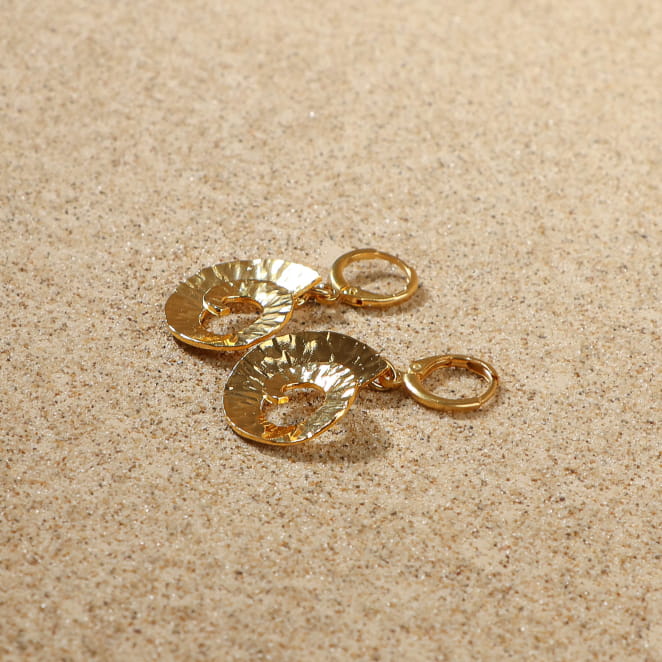 Bijou porte-clés Merlu argenté et perles émeraude multicolores, création française estivale