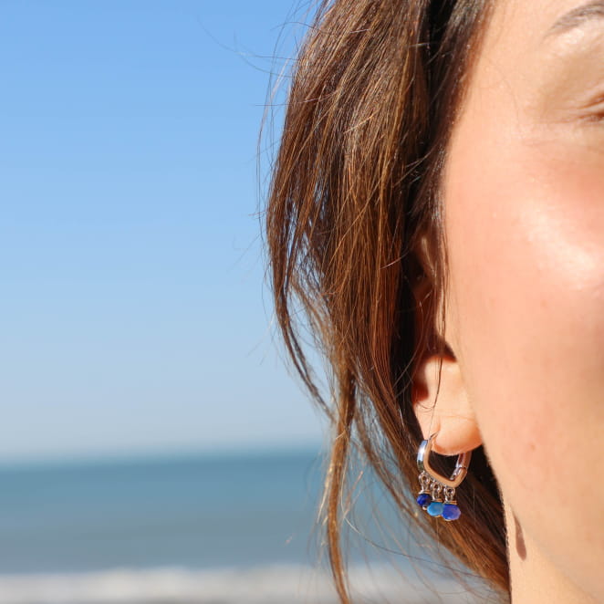 boucles d’oreilles Oyat argenté bleu, bijou artisanal fabriqué en France