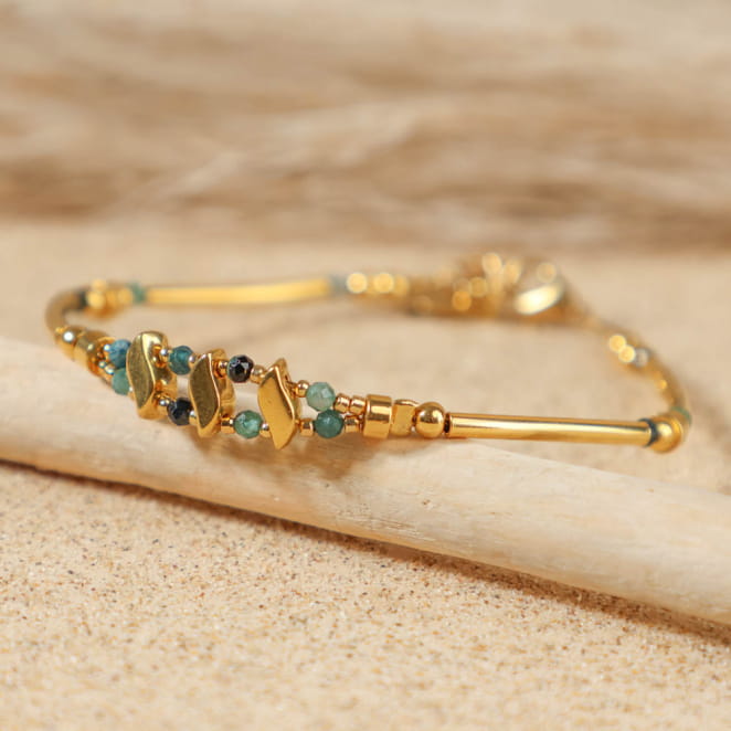 Bracelet doré avec perles bleues et grises Anisha, fabrication artisanale française