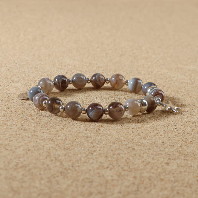 Porte-clés Mario en métal plaqué argent et perle marron, bijou artisanal français élégant