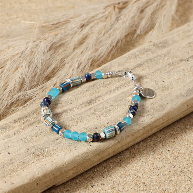 Bracelet enfant match en différentes matière conçu pour les enfants