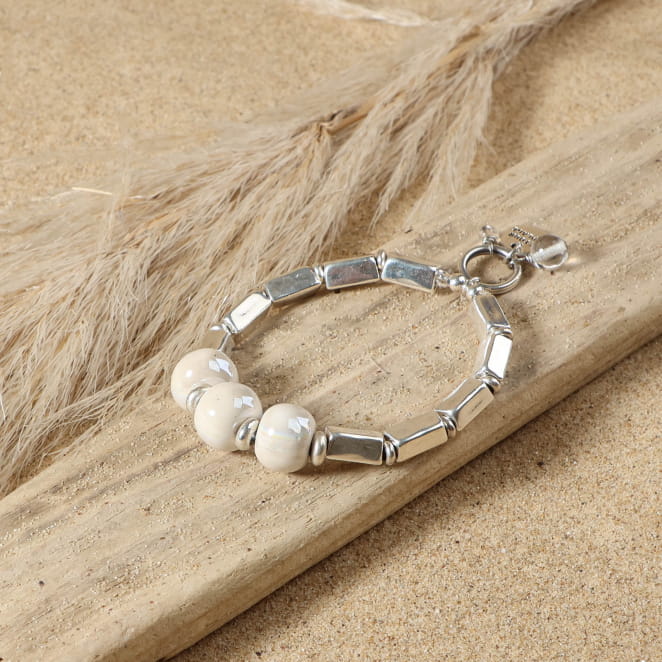 Bracelet seiche en céramique blanche à grosses perles