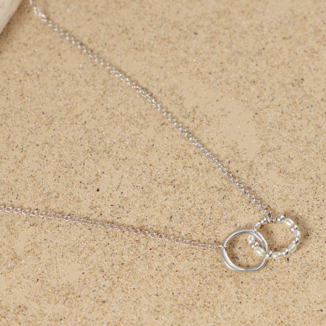 Collier Isalie argenté avec anneau et perle blanche, fabrication française à la main