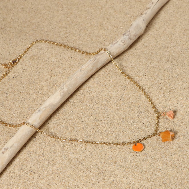 Collier pour enfant en chaine fine avce des pendentifs orange