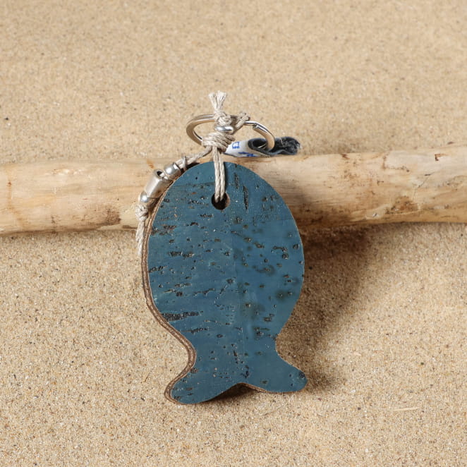 porte-clés Salmonete argenté avec poisson bleu marine