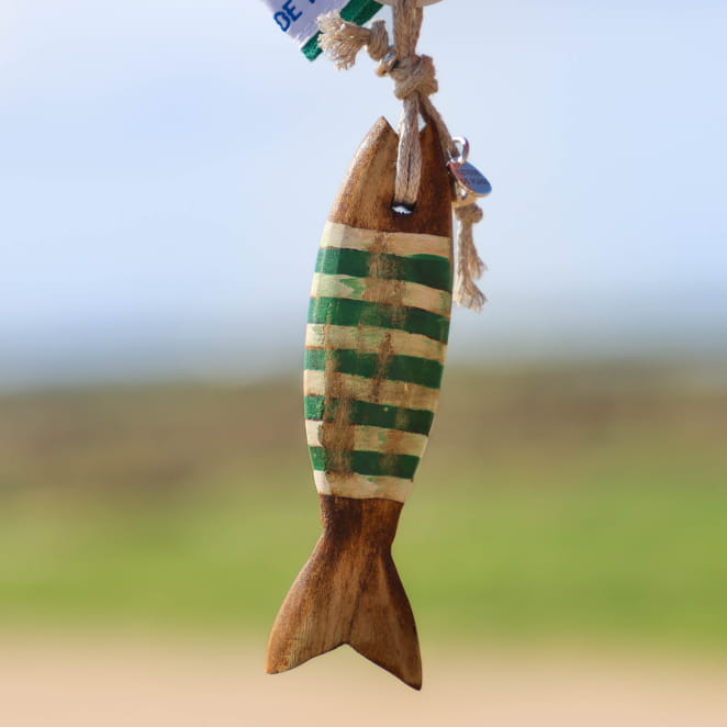 Porte-clés Colin en métal plaqué argent et corde verte, création artisanale française.