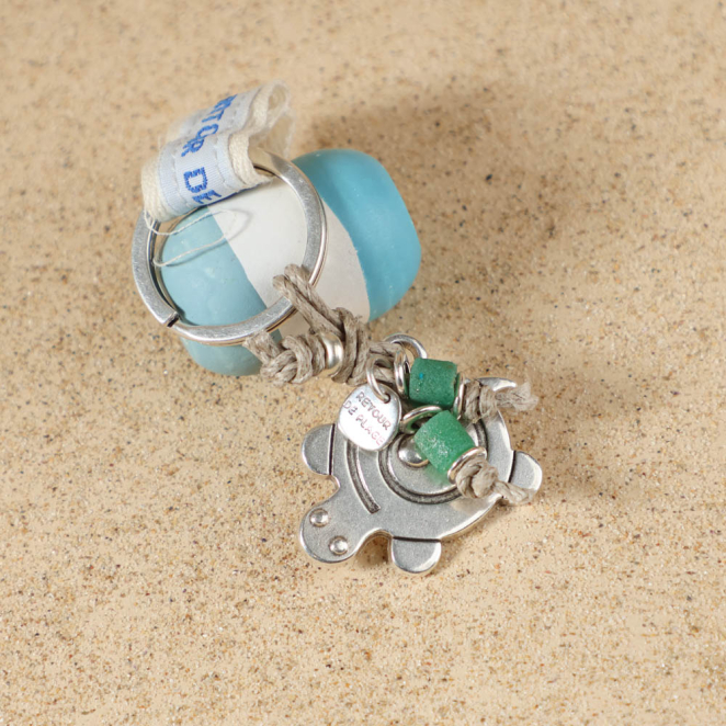 Porte-clés Covas vert d’eau et argenté, bijou fait main en France