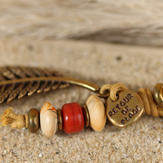 Porte-clés perlé Balzac couleur terre cuite et bronze, création artisanale française