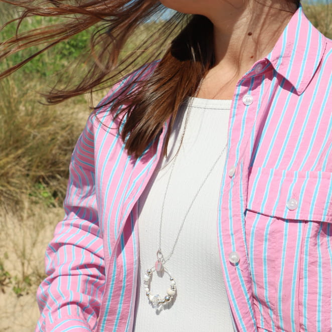 sautoir Mirage argenté blanc, bijou artisanal fabriqué à la main en France