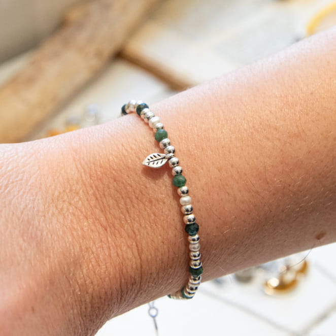 Bracelet pour femme Oriana argenté et bleu gris en perles