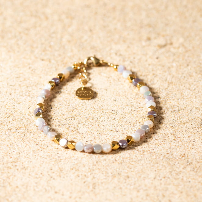 Bracelet Sheila doré et violet en perles