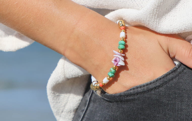 Bracelet d'été : nos créations colorées pour vos vacances