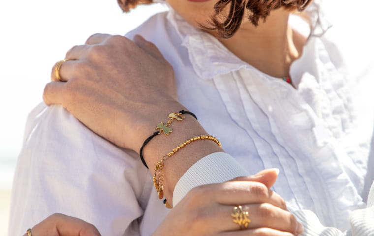 Bijou personnalisé pour maman : par ici nos idées de cadeaux