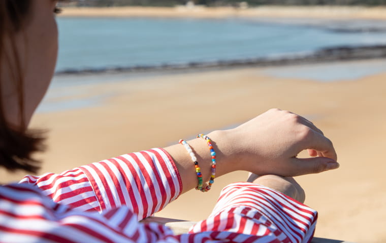 Quel bracelet pour femme porter cet été ?