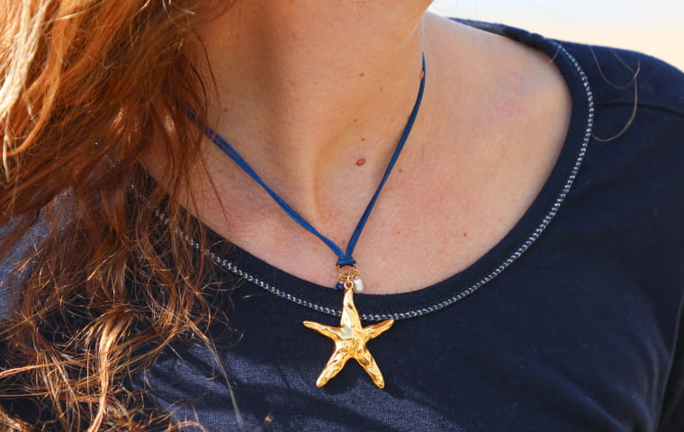 Collier pour femme : un joli cadeau pour la fête des mères