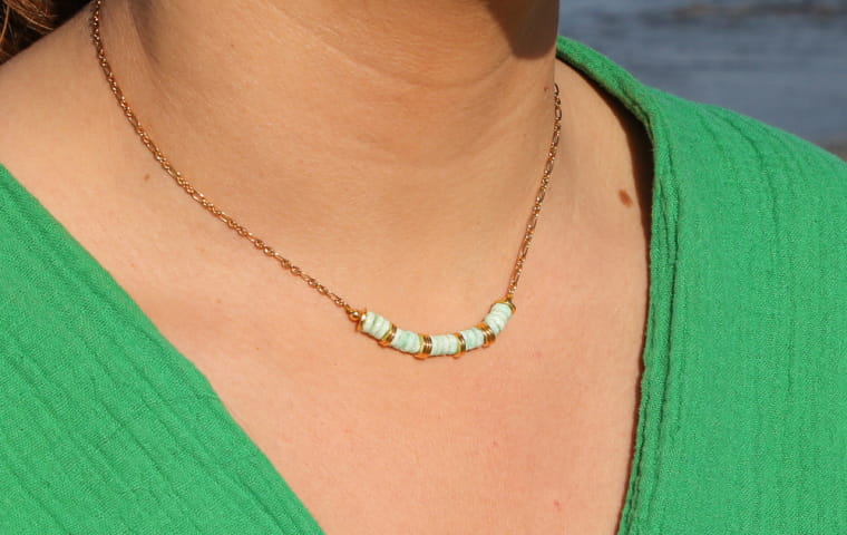 Découvrez notre sélection de colliers fantaisie !