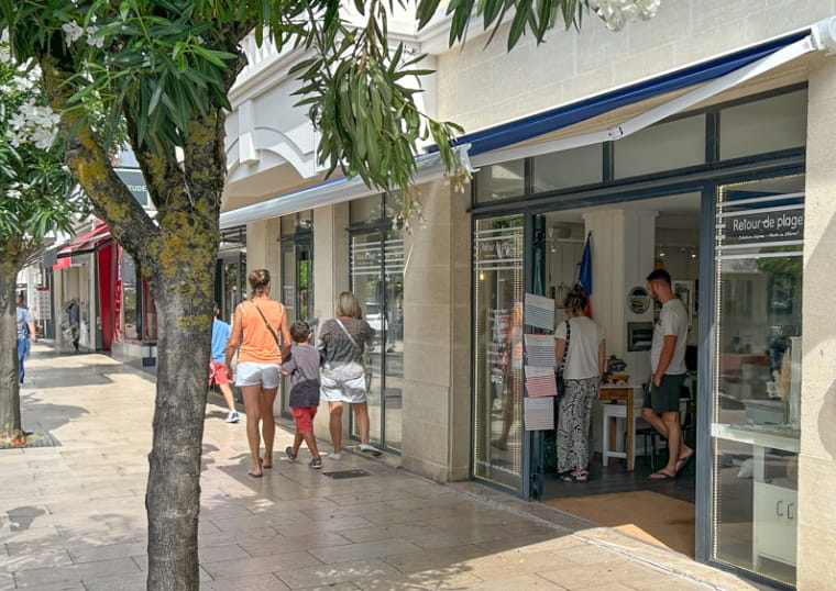 Arcachon :  venez, entrez dans notre boutique !