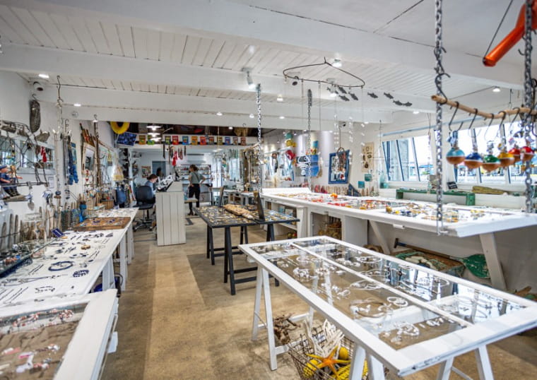 Saint-Trojan-les-Bains : découvrez notre cabane emblématique !